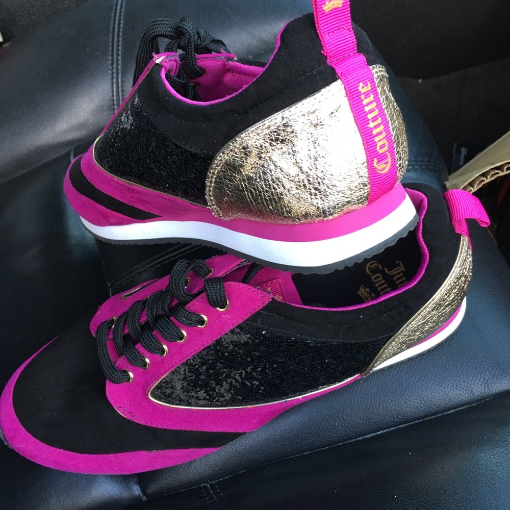 Juicy Couture Shoes Size 10
